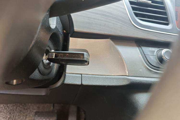 Used SAIC MAXUS G10 2016 2.0T Automatic Elite Edition
