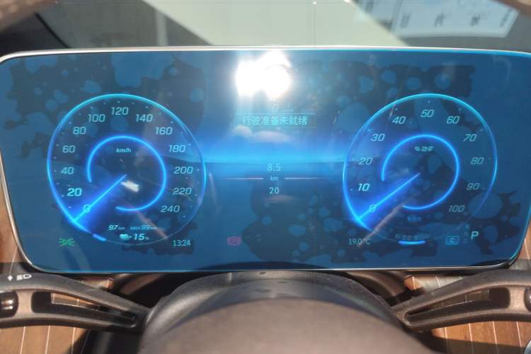 Used Mercedes-Benz EQE SUV 2024 500 4MATIC Pioneer Edition Instrument Cluster