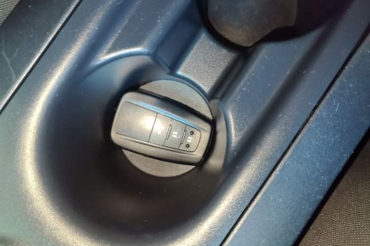 Used Toyota Corolla 2021 Dual-Engine 1.8L E-CVT Pioneer Edition Interior 1