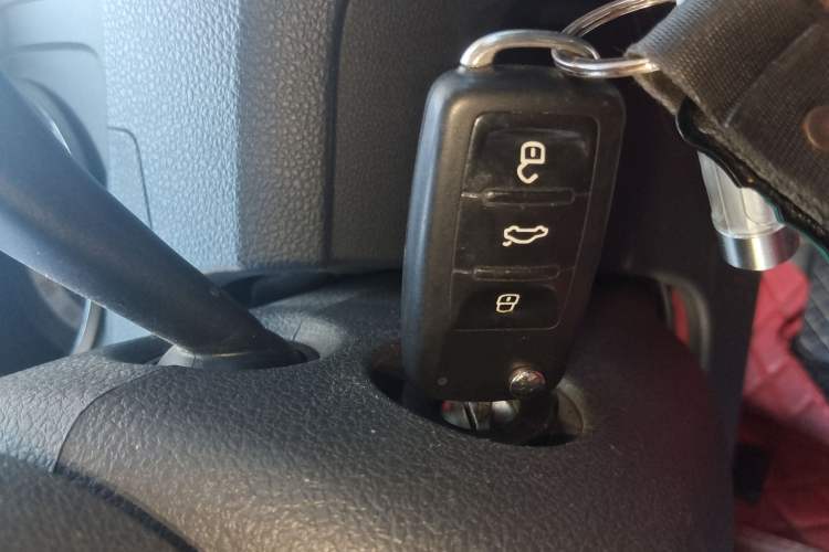 Used Skoda Rapid Spaceback 2018 1.6L Automatic Comfort Edition
