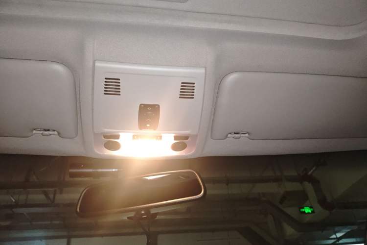 Used BMW 3 Series 2011 330i two-door coupe
