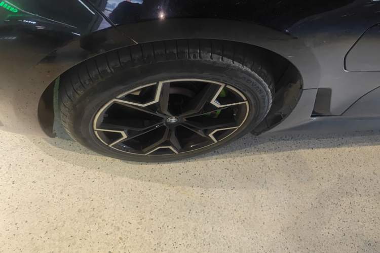 Used BMW i3 2024 eDrive 40 L Midnight Edition
