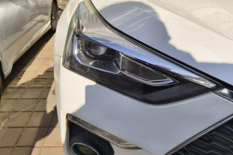 Used Haval H6 Coupe 2018 Red-Label 1.5T Automatic Two-Wheel Drive Ultra-Luxury Model