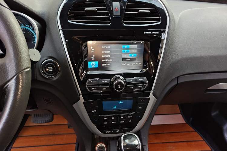 Used GAC Trumpchi GS5 Super 2016 1.8T Automatic Two-Wheel Drive Anniversary Edition