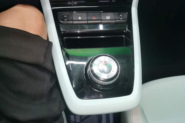 Used Dongfeng NAMMI EX1 2023 PRO Light Wind Edition Lightning Model Gear Lever