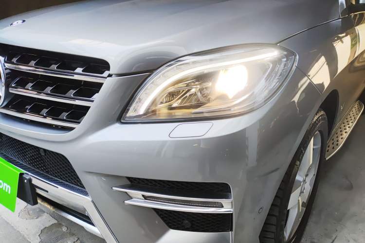 Used Mercedes-Benz M-Class 2014 ML 400 4MATIC Luxury Model