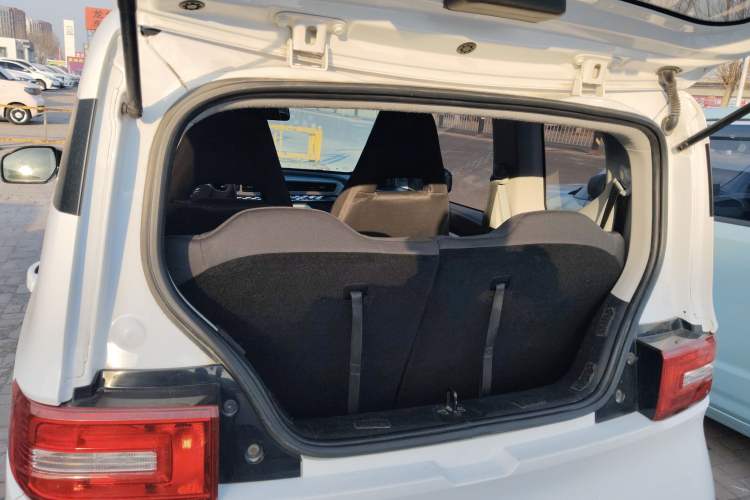 Used Wuling Hongguang MINIEV 2020 Freedom Version Lithium Iron Phosphate Trunk