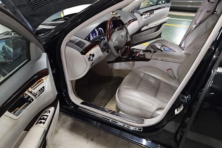 Used Mercedes-Benz S-Class 2010 S 600 L
