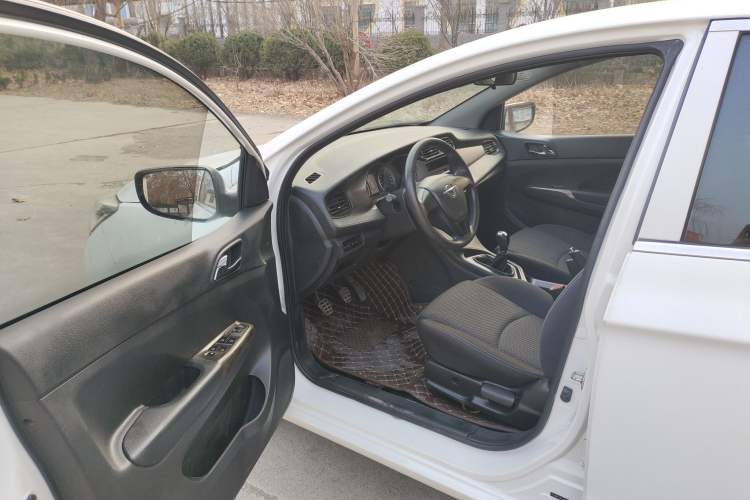 Used Haima M3 2016 1.5L Manual Comfort Model
