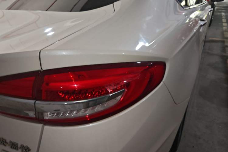 Used Ford Mondeo 2017 EcoBoost 180 Stylish Model
