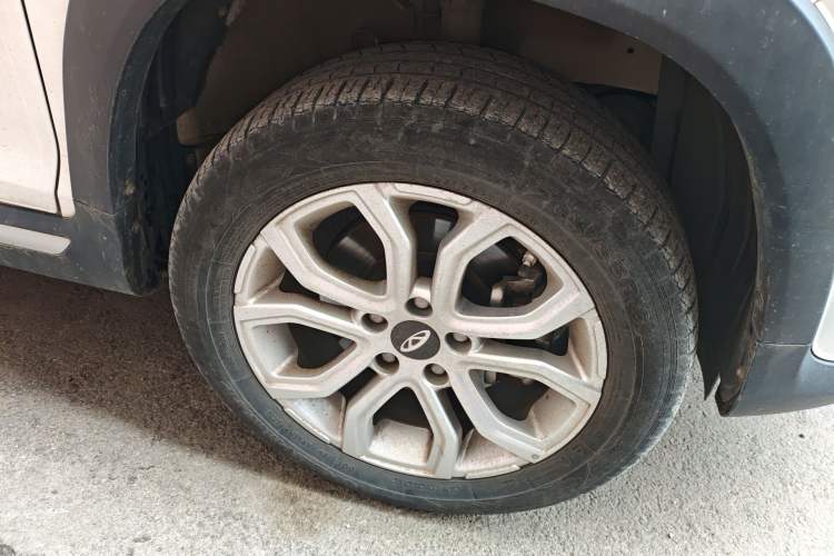 Used Chery Tiggo 3X 2021 PLUS 1.5L CVT Thrilling Red Date Edition Right Front Wheel Hub