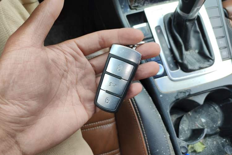 Used Volkswagen FAW-Volkswagen CC 2015 2.0 TSI Luxury Model Vehicle Key