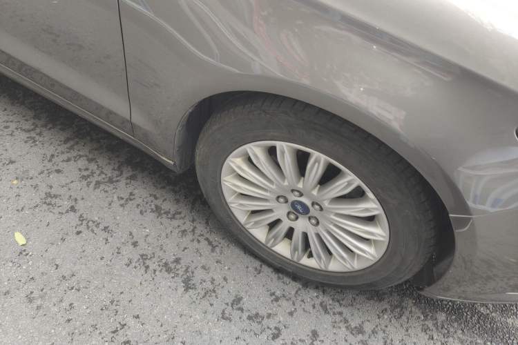 Used Ford Mondeo 2013 2.0L GTDi 200 Luxury Model
