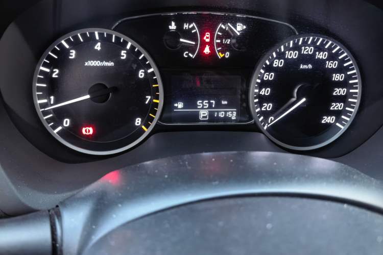 Used Nissan Sylphy 2016 1.6 XL CVT Deluxe Edition Odometer Close Up