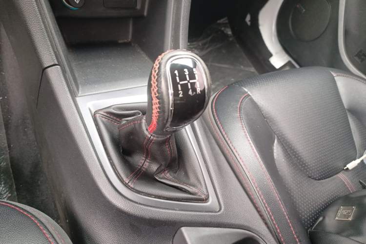 Used Chery Arrizo 5 2017 1.5L Manual Lingchao Edition Gear Lever