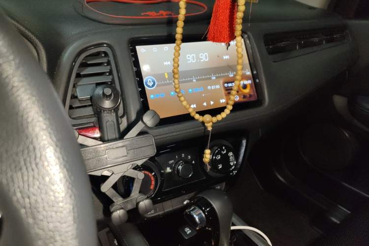 Used Honda Vezel 2017 1.8L CVT Front-Wheel Drive Pioneer Edition
