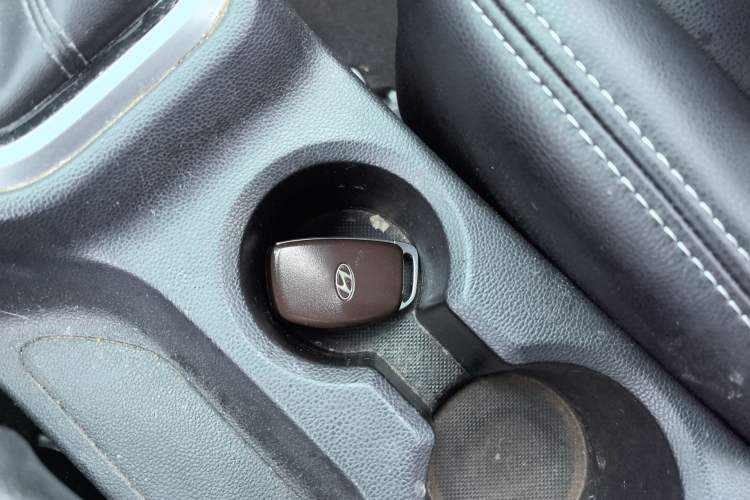 Used Hyundai ix25 2015 1.6L Automatic Two-Wheel Drive Smart GLS Trim
