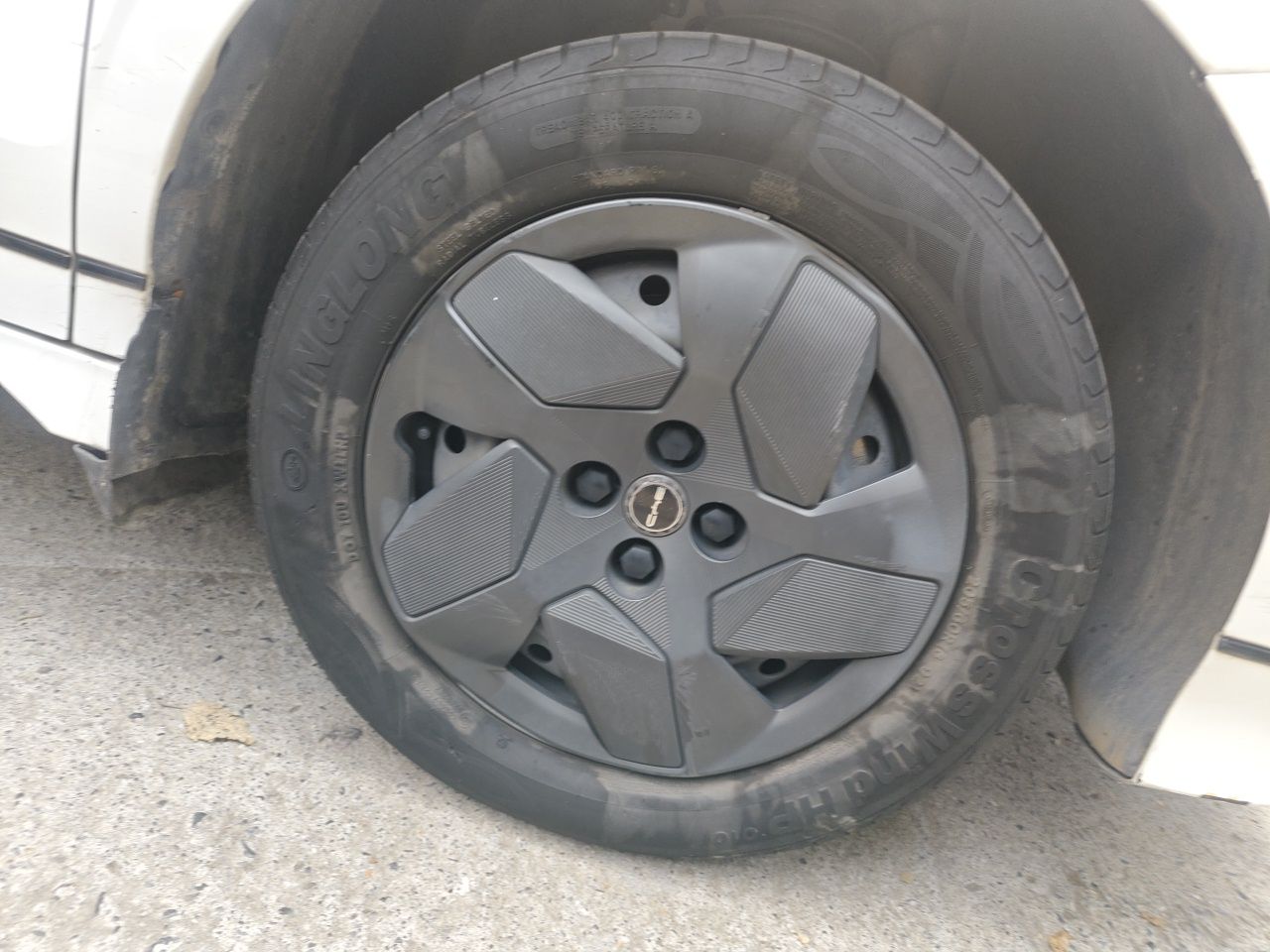 BYD e2 2024 Honor Edition Comfort Model — снимка 8