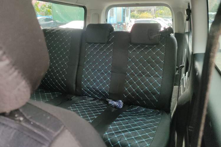 Used JAC Refine M3 2025 PLUS 1.8L Manual Classic Edition 5 Seats