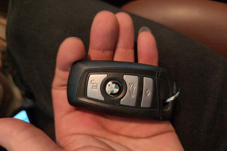 Used BMW 5 Series GT 2015 528i Leading Model Vehicle Key