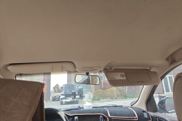 Used Baojun 730 2014 1.5L manual Comfort version 7 seats