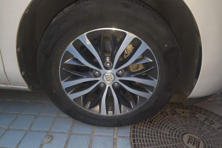 Used Buick GL8 2017 ES 28T Luxury Model China V Standard Exterior 7