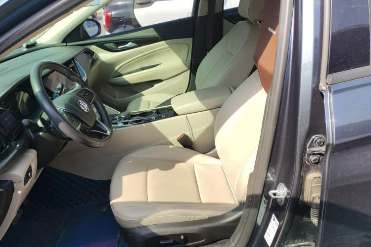 Used Buick Regal 2020 552T Elite Edition Left Front Seat