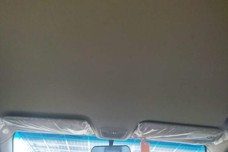 Used Baojun 730 2014 1.5L manual Comfort ESP version 7 seats