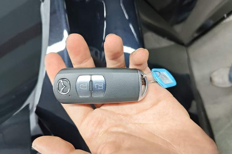 Used Mazda CX-5 2021 2.0L Automatic Two-Wheel Drive Smart Version Interior 1