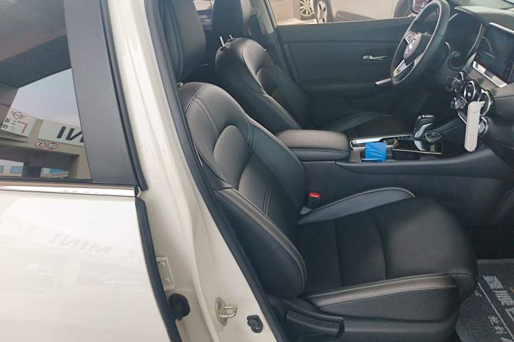 Used Nissan Sylphy 2022 1.6L XL CVT Enjoyment Edition Right Front Seat