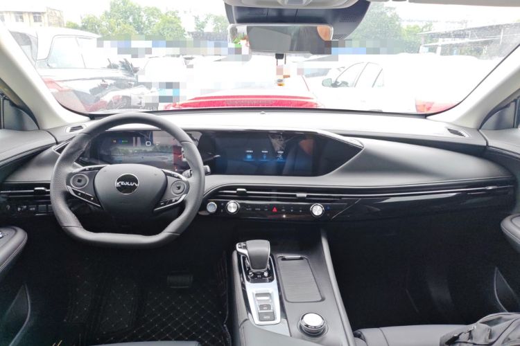 Used Dongfeng Aeolus Huge 2022 Mach Dual-Motor 1.5T MHD Dare-to-Dream Edition