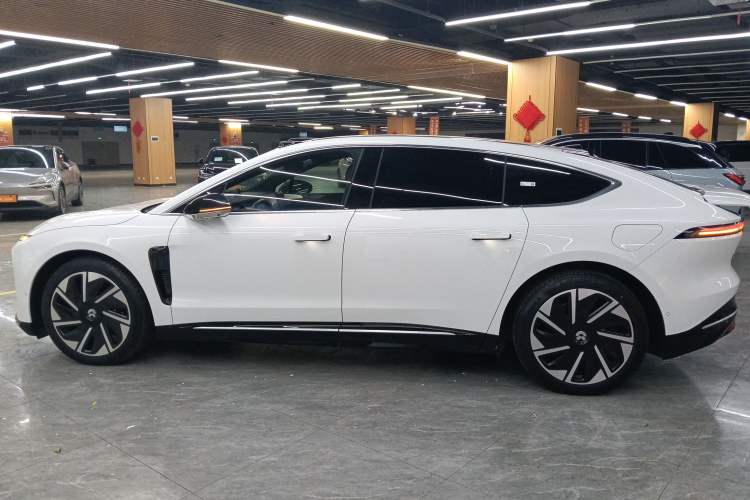 Used Nio ET9 2025 100 kWh
