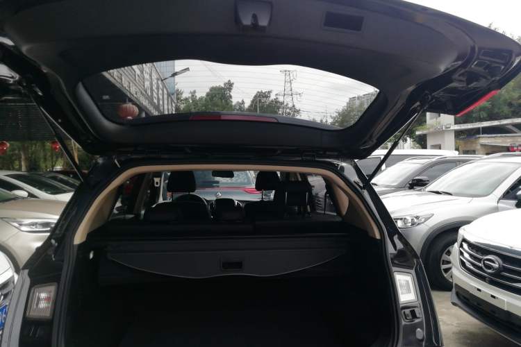 Used Baojun 560 2016 1.5T Manual Luxury Model
