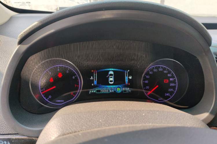 Used BYD Surui 2015 Revised Version 1.5L Automatic Luxury Edition
