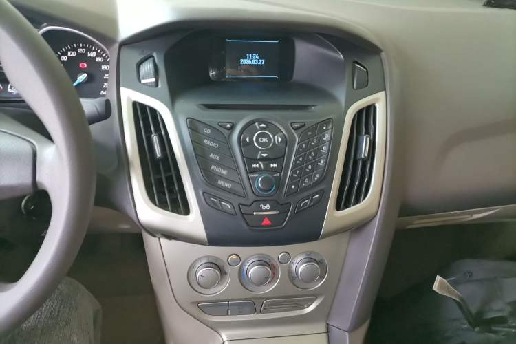 Used Ford Focus 2012 Sedan 1.6L Manual Comfort Model