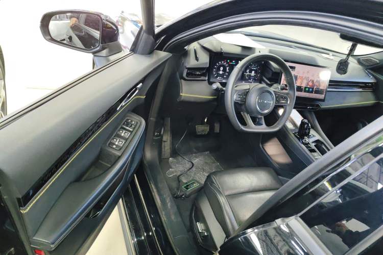 Used Lynk & Co 03 2023 2.0TD DCT JingPro
