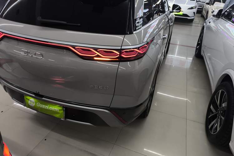 Used BYD Frigate 07 2024 HONOR Edition DM-i 205KM Flagship Model