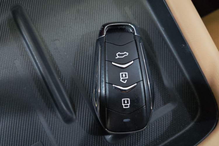 Used Landian E5 PLUS 2025 120km Standard Travel Custom Edition 7 Seats