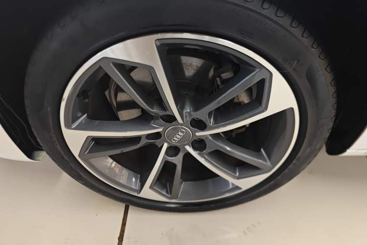 Used Audi A4L 2020 40 TFSI Fashion Dynamic Model
