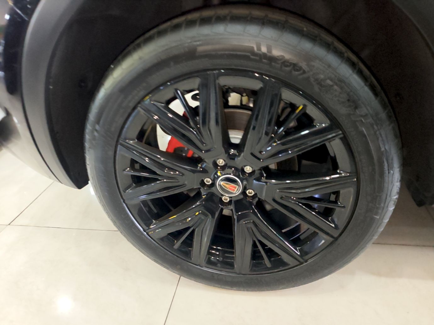 Hongqi HS5 2026 Model 2.0T Two-Wheel Drive Xuan Ying Edition — снимка 11