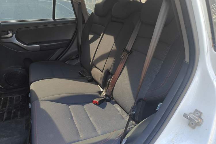 Used Chery Tiggo 3 2014 1.6L Manual Fashion Edition Left Rear Seat