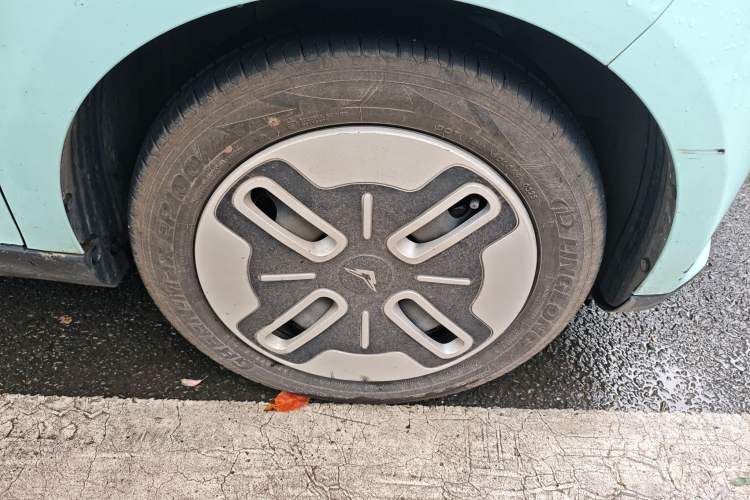 Used Cowin October 2025 Mate 300km Surfing Edition
