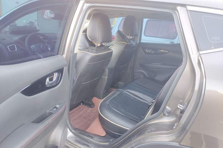 Used Nissan Qashqai 2016 2.0L CVT Luxury Edition
