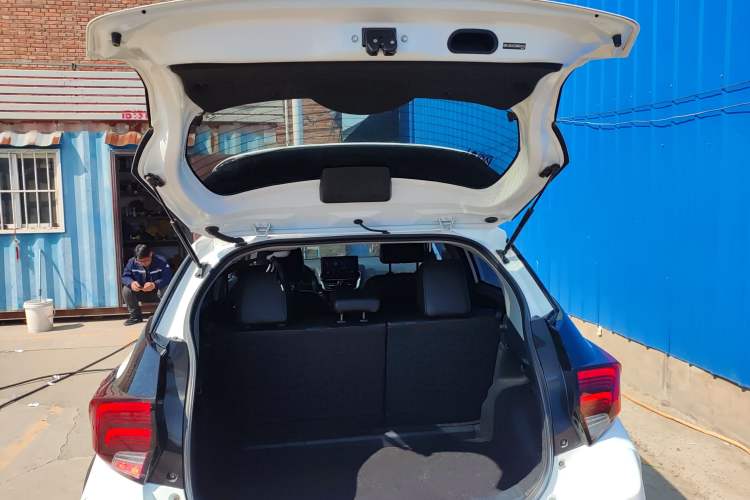 Used Toyota YARiS L Zhi Xuan 2021 X-Trail 1.5L CVT Luxury Edition