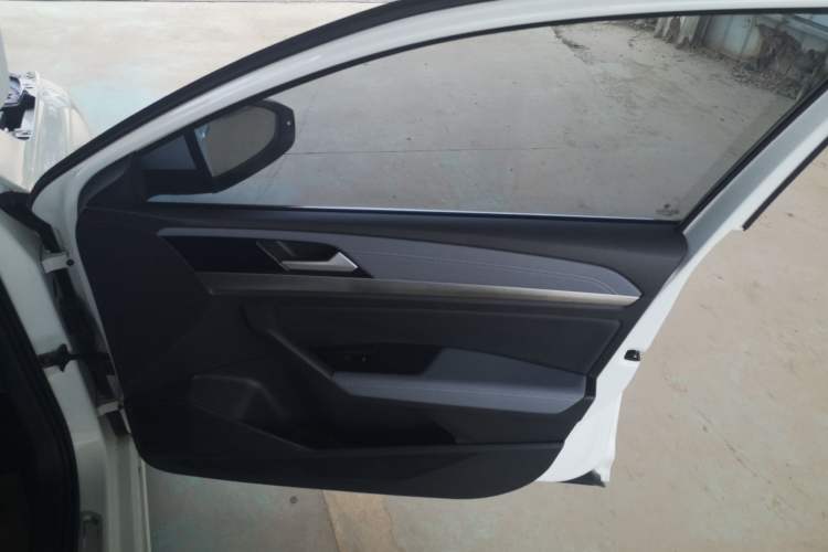 Used Volkswagen Lavida 2023 1.5L Automatic 5 Million Edition