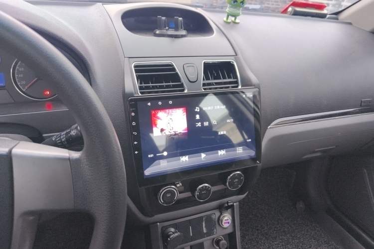 Used Geely Auto Classic Emgrand 2013 Sedan 1.5L Manual Entry-Level Model
