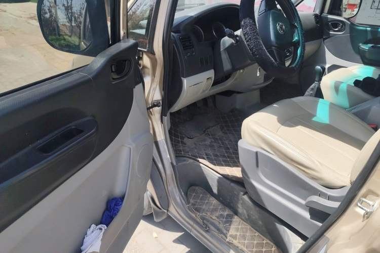 Used FORTHING Lingzhi 2018 M3L 1.6L 7-Seater Comfort Model
