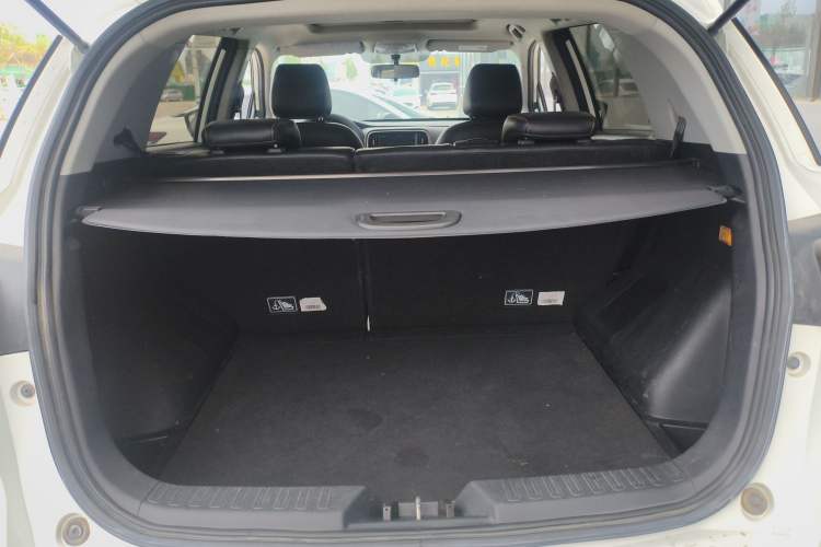 Used GAC Trumpchi GS3 2017 150N Manual Elite Edition Trunk