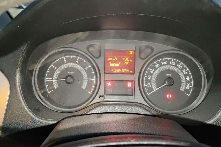 Used Peugeot 301 2014 1.6L Manual Comfort Edition
