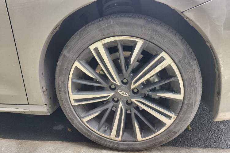 Used Chery Arrizo 8 2022 1.6T DCT Standard Right Front Wheel Hub